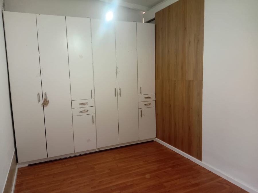 To Let 1 Bedroom Property for Rent in Vincent Eastern Cape